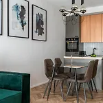 Apartamenty-wroc River Point 公寓 *
