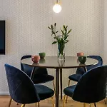 Apartamenty-wroc River Point Lägenhet *